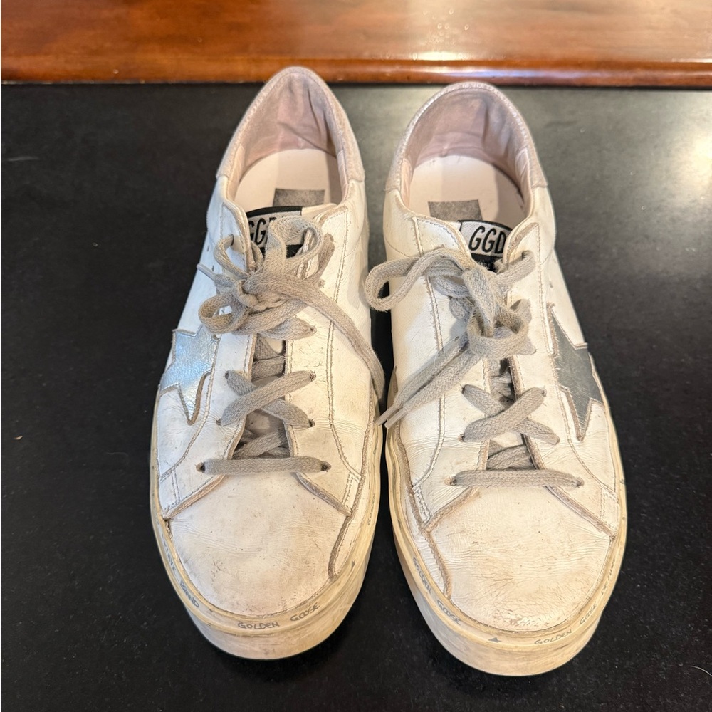 Golden Goose White Leather Hi-Star Sneakers with Metallic Silver Star - Picture 3 of 8